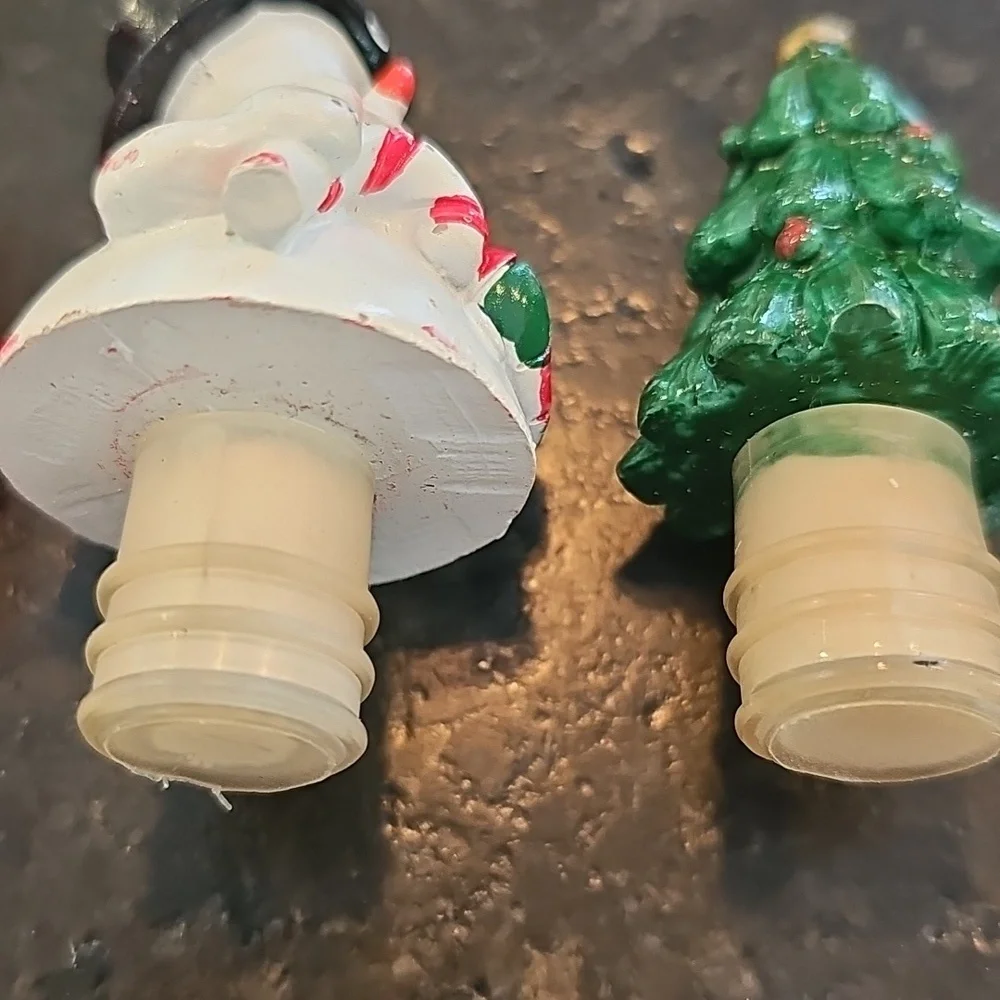 Resin Christmas threaded bottle stoppers - set of Four